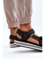 Dámské sandály na platformě model 21649075 Černé - Lee Cooper