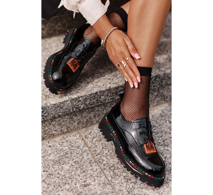 Lakované dámske šnurovacie poltopánky Artiker Black Lakované dámske šnurovacie poltopánky Artiker Black