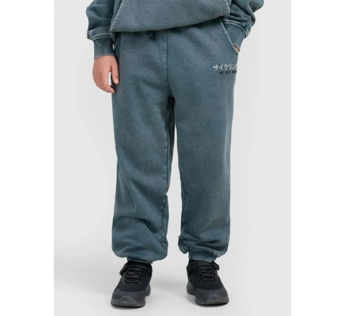 Chlapčenské tepláky joggers 4F 4FJRAW25TTROM1528-46S Chlapčenské tepláky joggers 4F 4FJRAW25TTROM1528-46S