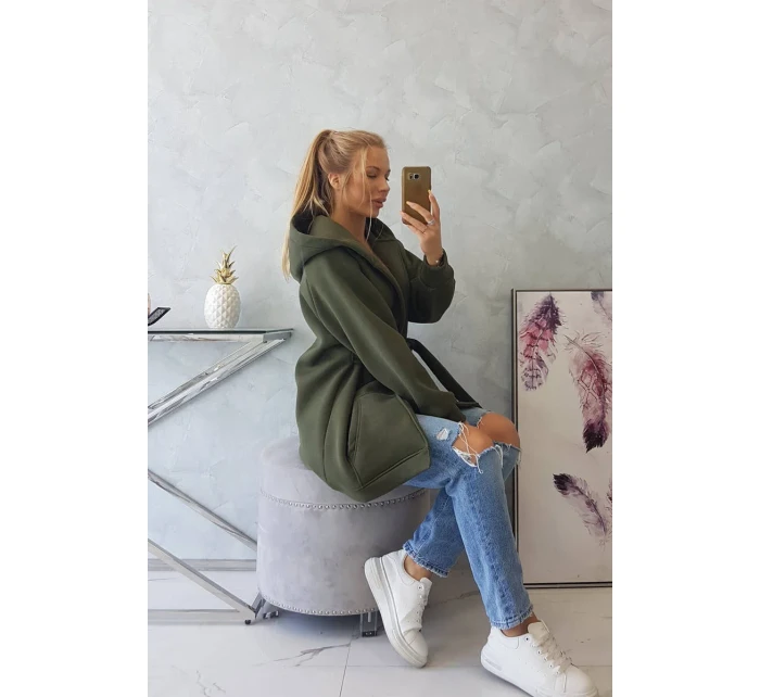 Zateplená bunda s vázáním v pase khaki barvy