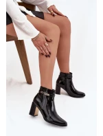 Lakované členkové topánky s remienkom - čierne Dorelia