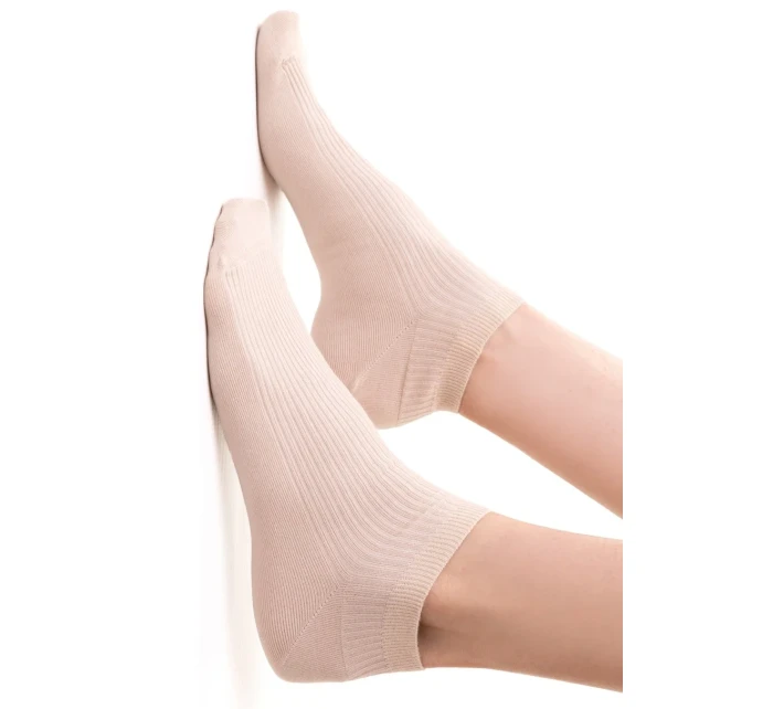 DÁMSKE PRUHOVANÉ PONOŽKY 137 DÁMSKE PRUHOVANÉ PONOŽKY 137