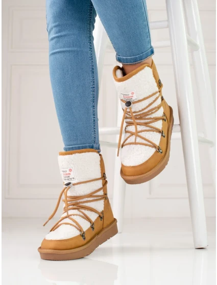 Trendy dámske hnedé snehové topánky bez podpätku Trendy dámske hnedé snehové topánky bez podpätku