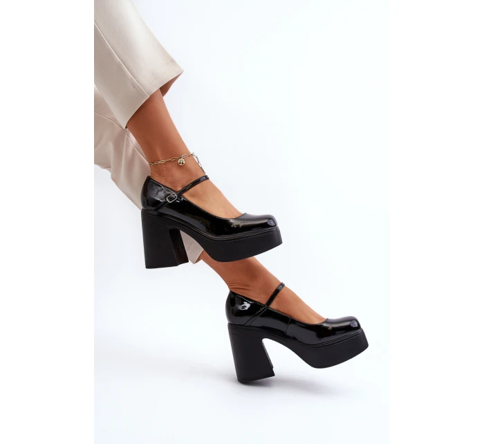 Półbuty Damskie Lakierowane Na Platformie I Słupku Big Star NN274004 Czarne Półbuty Damskie Lakierowane Na Platformie I Słupku Big Star NN274004 Czarne