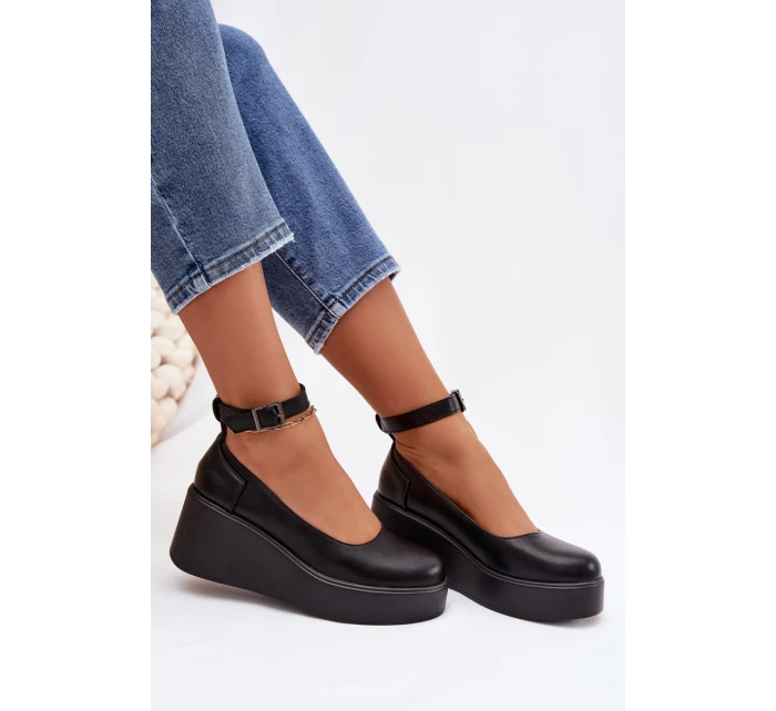 Dámské polobotky na platformě s páskem Černé Belvissa Dámské polobotky na platformě s páskem Černé Belvissa