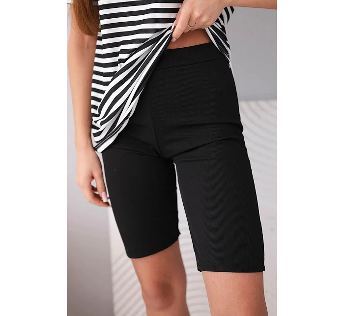 Dámsky viskózový pruhovaný komplet s krátkymi rukávmi a šortkami čierny