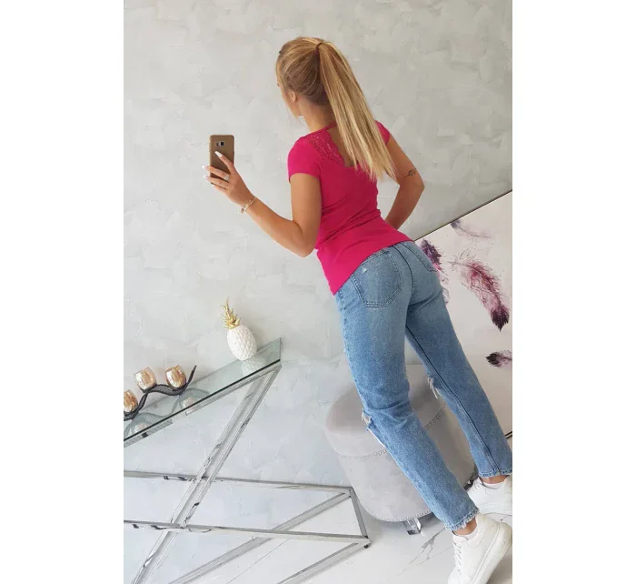 Blúzka s čipkovým výstrihom fuchsiová