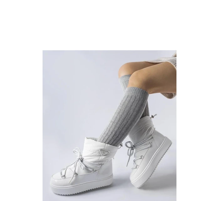 Snehule model 204825 Solea