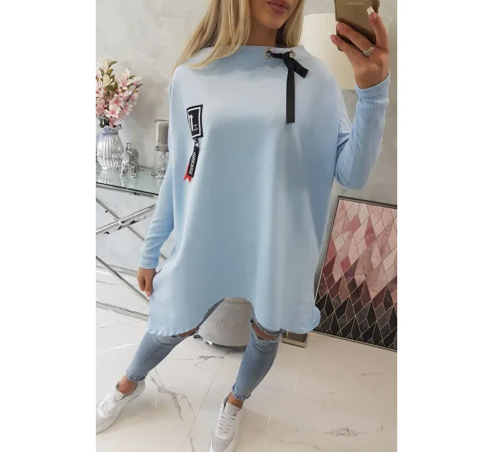 Oversize mikina s asymetrickými boky modrá Oversize mikina s asymetrickými boky modrá
