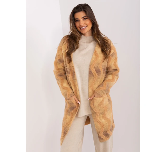 Sweter AT SW model 19011872 beżowy - FPrice Sweter AT SW model 19011872 beżowy - FPrice