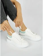 Zajímavé dámské bílé tenisky platforma Zajímavé dámské bílé tenisky platforma