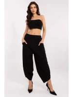 Tepláky model 211188 Relevantnosť Tepláky model 211188 Relevantnosť