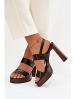 Sandále na podpätku model 226116 Vykročte štýlovo Sandále na podpätku model 226116 Vykročte štýlovo