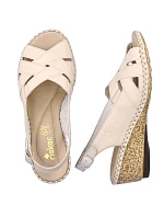 Pohodlné kožené sandále Rieker W RKR682 beige