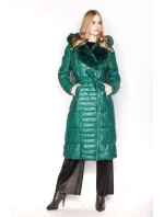 Dámska bunda s kožušinovým golierom zelená (ag6-28)