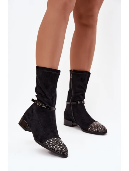 Botki Damskie Na Niskim Obcasie Ze Zdobieniem I Paskiem D&A MR52-165 Czarne