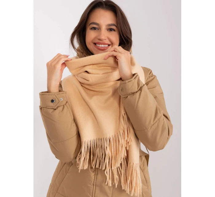 Dámský šál AT SZ model 21760974 Béžová - FPrice Dámský šál AT SZ model 21760974 Béžová - FPrice