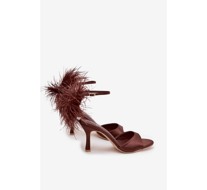 Sandály na podpatku s čokoládové model 21757834 - Boto Sandály na podpatku s čokoládové model 21757834 - Boto