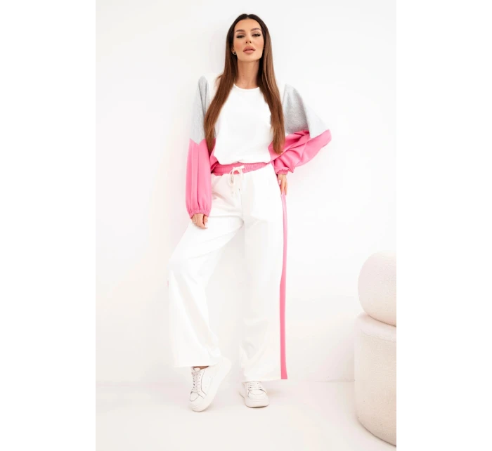 Dámska súprava s voľnou mikinou a širokými nohavicami ružovej farby