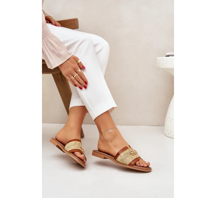 Kožené Pantofle S Dekorativním A Pletením Hnědé model 21684096 - Zazoo