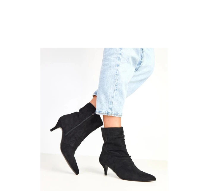 Topánky na podpätku model 217914 Solea