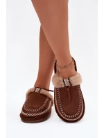 Dámské pantofle s kožešinou a výšivkou Hnědé model 21786862 - Boto Dámské pantofle s kožešinou a výšivkou Hnědé model 21786862 - Boto