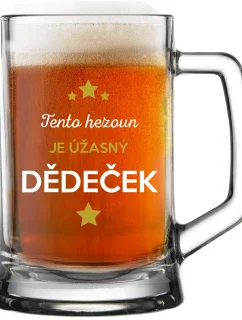 TENTO FEŠÁK JE ÚŽASNÝ DEDKO - pivný pohár 0,5 l