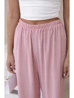 Nohavice so širokými nohavicami púdrovo ružové