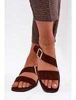 Dámské sandály na ploché podrážce se zlatým přezkou čokoládové model 22125670 - Boto