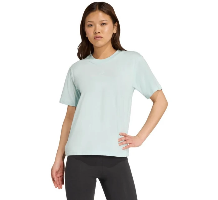 Dámske bavlnené tričko adidas Essentials Small Logo light blue JY4965 Dámske bavlnené tričko adidas Essentials Small Logo light blue JY4965