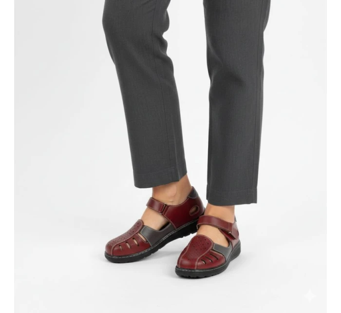 Dámske pohodlné ažurové topánky na suchý zips Unisoft 9955