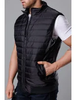 Černá pánská prošívaná vesta model 18347890 - J.STYLE Černá pánská prošívaná vesta model 18347890 - J.STYLE