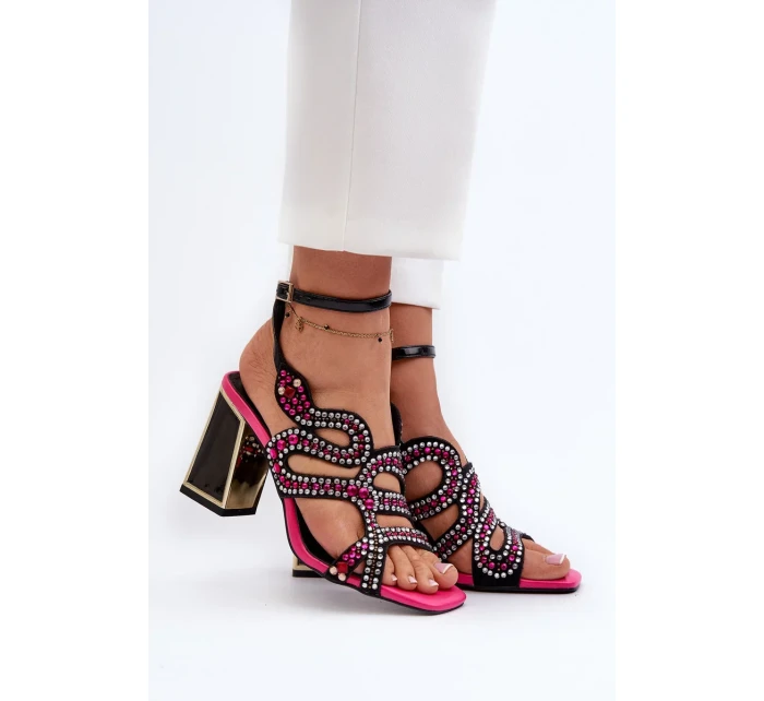 Dámske zdobené sandále na vysokom podpätku D&A Black Dámske zdobené sandále na vysokom podpätku D&A Black