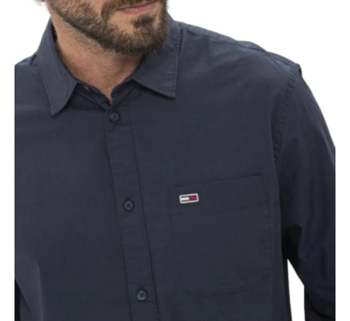 Tommy Jeans Tjm Essential Popelínová košeľa M DM0DM11870 Tommy Jeans Tjm Essential Popelínová košeľa M DM0DM11870