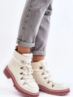 Lakované dámské kotníkové boty Trapper GOE White