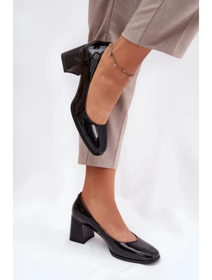 Dámské lodičky na podpatku Černá  model 21156719 - VINCEZA