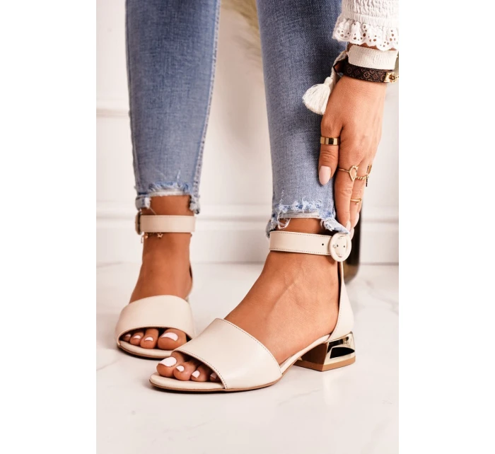 Kožené Sandály Na Béžová model 21546522 - Laura Messi Kožené Sandály Na Béžová model 21546522 - Laura Messi