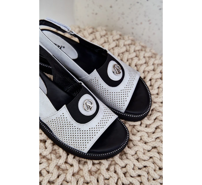 Dámské sandály na klínu stříbrné model 21685243 - Boto