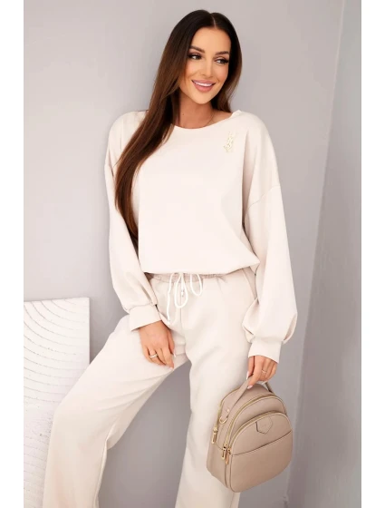 Dámska súprava maslová mikina s brošňou a rovné nohavice béžová