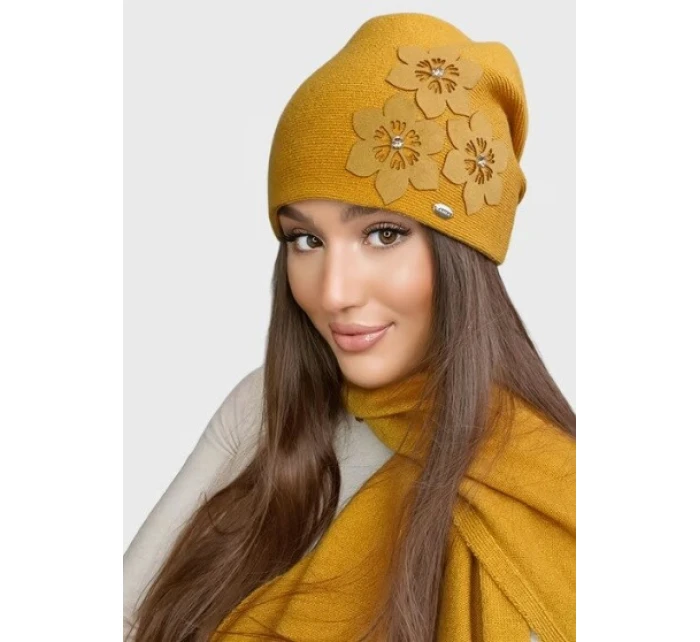 Dámská čepice model 21870978 bordó - Kamea