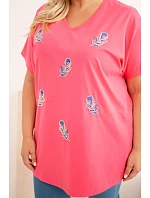 Dámská bavlněná halenka Plus Size s model 22185751 růžová - K-Fashion Dámská bavlněná halenka Plus Size s model 22185751 růžová - K-Fashion