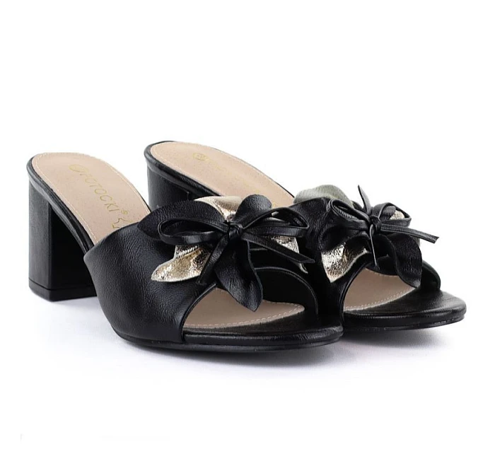 Dámské žabky na s květinou černé model 22116428 - Potocki