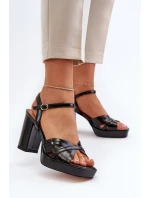Lakované černé dámské sandály na podpatku D&A model 21656047 - S.Barski