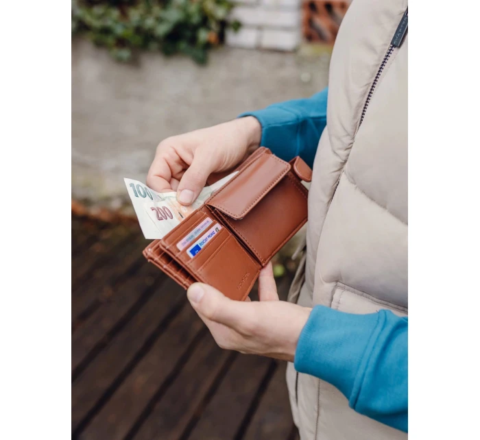 Peňaženka VUCH Aris Brown