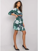 Šaty LC SK 22K model 17452350 tmavě zelená - FPrice Šaty LC SK 22K model 17452350 tmavě zelená - FPrice