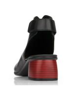 Pohodlné kožené sandále Remonte W RKR654