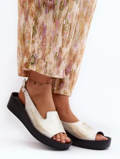 Dámské kožené sandály na tlusté podrážce zlatý  model 21646330 - Zazoo