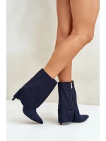Dámské boty s pruhy na jehlách s ohrnutým svrškem a  tmavě modré model 21670406 - Boto