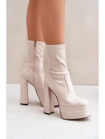 Lakierowane Botki Na Platformie I Wysokim Słupku Beżowe Lotisha Lakierowane Botki Na Platformie I Wysokim Słupku Beżowe Lotisha