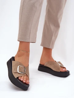 Zamszowe Klapki Damskie Z Klamrą Na Platformie Zazoo 3019 Beżowe